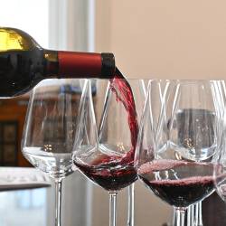 zvoz vina iz naše dežele se je v letu 2025 povečal za 8,3 odstotka