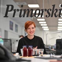 Ministrica za kulturo Asta Vrečko v uredništvu Primorskega dnevnika (FOTODAMJ@N)