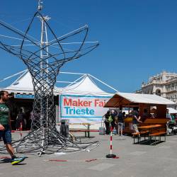 Praznik znanstvene in tehnične ustvarjalnosti Maker Faire