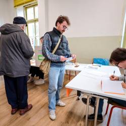 Eno od volišč v Gorici (TIBALDI)