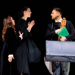 Zaživel lirični muzikal Besneče morje