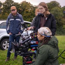 Vida Skerk na snemanju kratkega filma Ether (KATO BOELS)