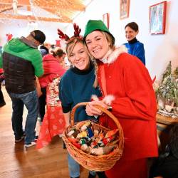 Čarobni praznični dan v Domu Prosekarja (FOTODAMJ@N)