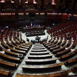 Število poslancev iz FJK bi bilo po novem odvisno tudi od nagrade za zmagovito koalicijo