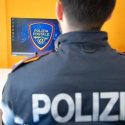 Policijski center za kibernetsko varnost v FJK je iskal spletne skupine za širjenje lažnih izpitnih nalog, gradiva, rešitev in podobnih vsebin