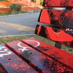 1522, številka za klic v sili v primeru nasilja nad ženskami