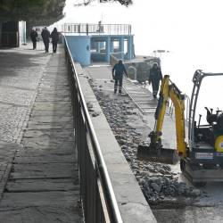 Sanacija barkovljanske obale naj bi se končala do polovice ali do konca junija (FOTODAMJ@N)
