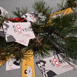 V okviru Kosovelovega leta so nastale tudi zgibanke in razglednice (FOTODAMJ@N)