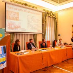 Dvodnevni posvet na temo Bodočnost demokracije v Evropi so sooblikovale mlade univerzitetne raziskovalke (TIBALDI)