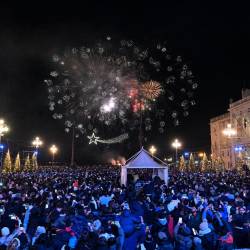 Tudi letos je tržaški silvestrski večer popestril ognjemet (FOTODAMJ@N)