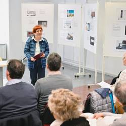 Pobudo za posvetitev sežanske ulice pesnici in prevajalki Jolki Milič je predstavila Vilma Colja (FOTODAMJ@N)