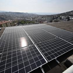 Sončna elektrarna na strehi glavnega poslopja Univerze v Trstu