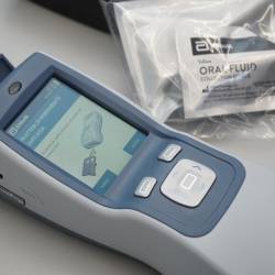 Voznik je opravil preizkus alkoholiziranosti, s katerim so ugotovili, da je vozil pod vplivom alkohola (ARHIV)