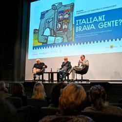 Z leve režiser Luciano Tovoli, Francesco De Filippo in avtor knjige Antonio Caiazza (FOTODAMJ@N)