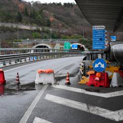 Vozila bodo od danes na avtocestnem priključku proti Krasu izločali pri izvozu za Katinaro oz. Bazovico (FOTODAMJ@N)
