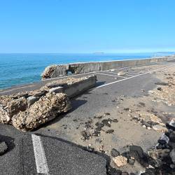 Cesto za Lazaret so poškodovali valovi novembra 2023 (FOTODAMJ@N)