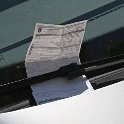 Vročanje kazni naj bi postalo prednostno digitalno