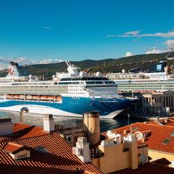Ladji za križarjenje Marella Explorer 2 in Norwegian Gem v Trstu (TRŽAŠKO PRISTANIŠČE)