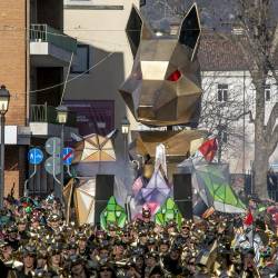 Doberdobski voz Kras 3000 futuristične zverine (BONAVENTURA)