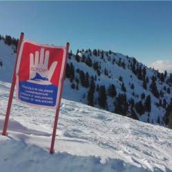 Nevarnost snežnih plazov je te dni visoka (ANSA)