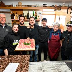 Osmičarji so imeli za veliko noč polne roke dela