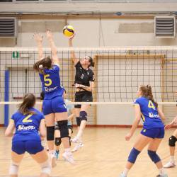 Fotografija s tekme odbojkaric Soče v ženski D-ligi proti Moraru (TIBALDI)