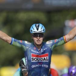 Belgijec Tim Merlier je slavil na trasi od Perigueuxa do Bergeraca, dolgi 180,4 kilometra