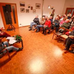 Prof. Neva Budal v domu Andreja Budala, z njo se je pogovarjal Vlado Klemše (TIBALDI)