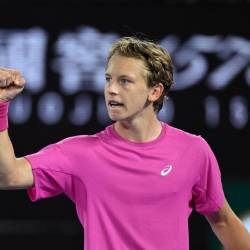 Slovenski teniški igralec Žiga Šeško (JAMES ROSS / ANSA)