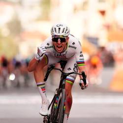 Veselje Tadeja Pogačarja po današnji zmagi (MILANO SANREMO/FACEBOOK)