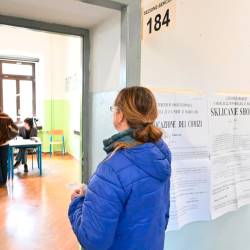 Eno od volišč na Tržaškem (FOTODAMJ@N)