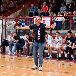 Matija Jogan bo tudi v sezoni 2026/27 treniral Jadran (FOTODAMJ@N)