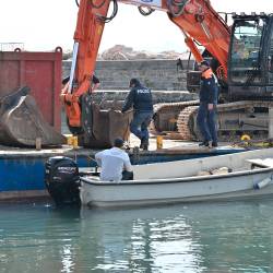 Barkovljanski portič bodo morali po najdbi artiljerijskih izstrelkov bonificirati (FOTODAMJ@N)