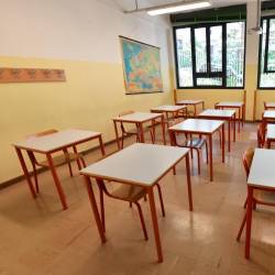 Razpisali sto mest za zaposlitev učnega kadra v slovenskih šolah in vrtcih