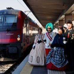 Vlak na tržaški želežniški postaji (TEDESCHI/FOTODAMJ@N)