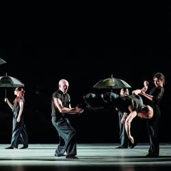 Prizor triptiha Poetično telo (DARJA ŠTRAVS TISU)