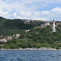 Območje Boveda v Barkovljah, kjer naj bi gradili žičniško infrastrukturo (FotoDamj@n)