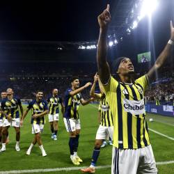 Nogometaši turškega Fenerbahčeja so izločili Lyon (ANSA / MOHAMMED BADRA)