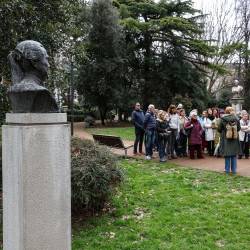 Projekt Per li rami ima kot izhodišče Ljudski vrt in kipe književnikov, ki tam stojijo (TEDESCHI/FOTODAMJ@N)
