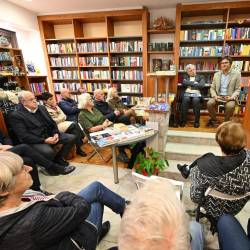 Predstavitev revije Mladika v Librarni na Opčinah (FOTODAMJ@N)