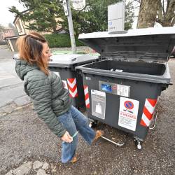 Pametni zabojniki so postali del vsakdana Kraševcev, se bodo kmalu preselili tudi v Trst?
