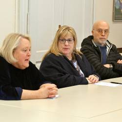 Z leve Maja Lapornik, Manica Maver in Tomaž Simčič