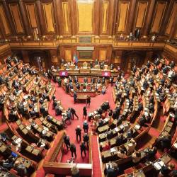 Arhivski posnetek italijanskega senata (ANSA)