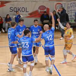 Odbojkarji Soče SloVolley na nedeljski tekmi (FOTODAMJ@N)