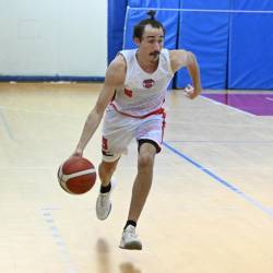 Sokolov košarkar Patrik Kojanec je prispeval 9 točk (FOTODAMJ@N)