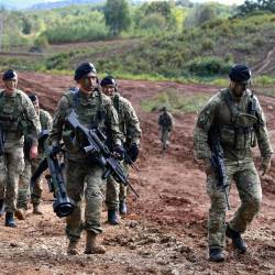 Nabornike bo v vojašnicah v Kninu, Slunju in Požegi usposabljalo skupno 80 inštruktorjev