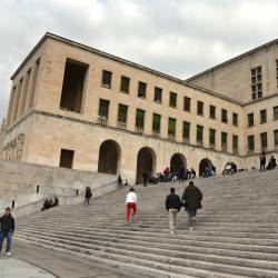 Univerza v Trstu že sprejema prijave oz. nove vpise na dodiplomske, enovite magistrske in podiplomske magistrske študijske programe