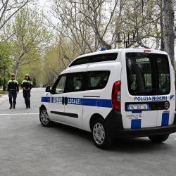 Četrtni redarji vsak teden izvajajo obhode na trgih in v parkih v centru Trsta in predmestju