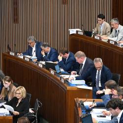 Opozicijske klopi v deželnem svetu FJK (DEŽELA FJK)