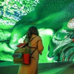 V Bombijevem predoru je zasijala umetniška instalacija Refika Anadola